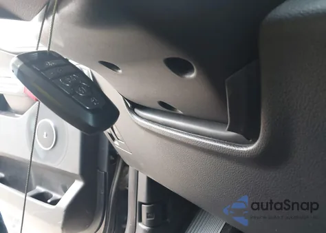 2018 Ford Expedition Limited from USA, damaged, VIN 1FMJU2AT3JEA36469